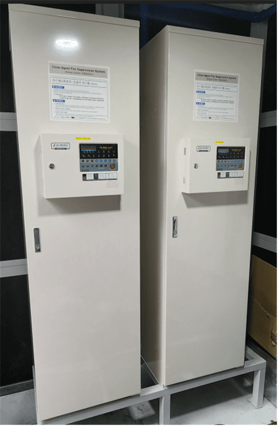 Fire suppression panel and cylinder
